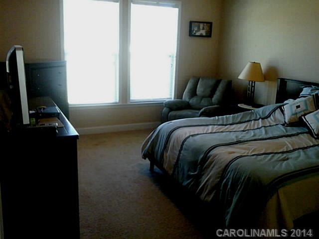 17751 N Shore Cir, Cornelius, NC 28031 photo 7