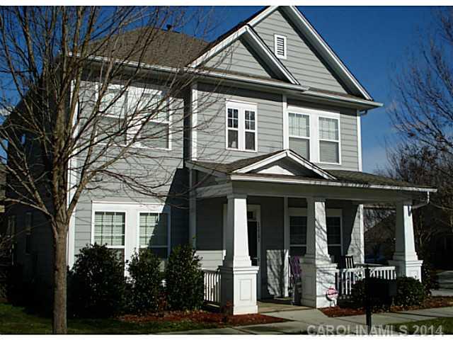 17751 N Shore Cir, Cornelius, NC 28031 photo 1