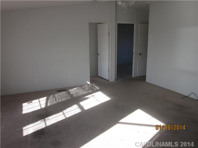201 Olin Loop, Olin, NC 28660 photo 4