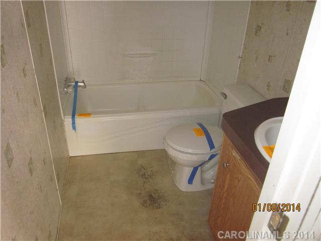 201 Olin Loop, Olin, NC 28660 photo 8
