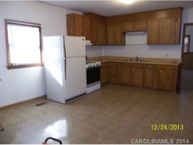 409 Valley St, Stanley, NC 28164 photo 8