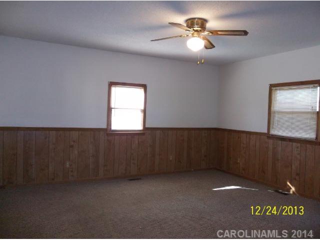 409 Valley St, Stanley, NC 28164 photo 3