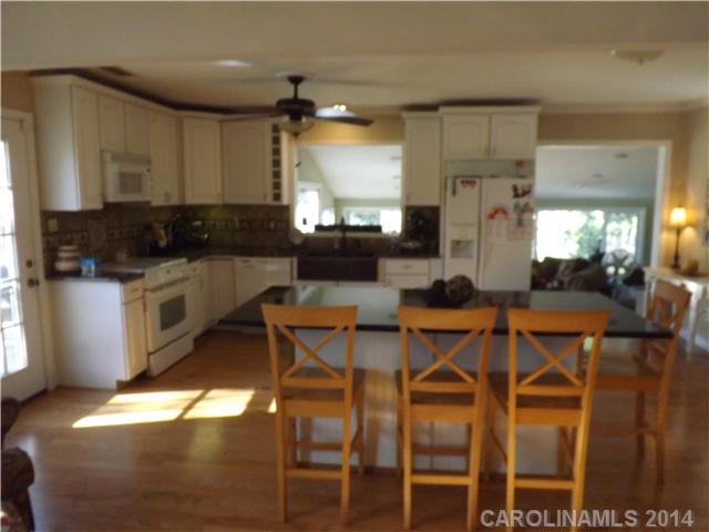 2203 Candlewood Dr, Monroe, NC 28110 photo 4