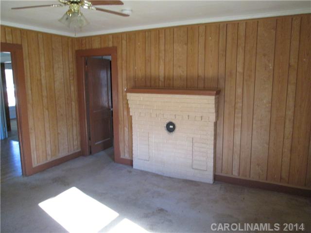 435 E 22nd St, Kannapolis, NC 28083 photo 3