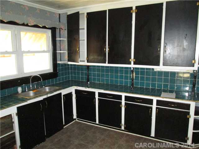 435 E 22nd St, Kannapolis, NC 28083 photo 8
