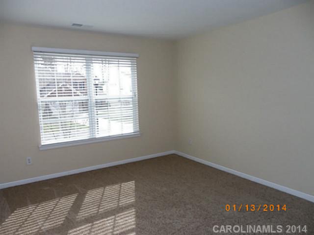 3224 Wicklow Ln, Clover, SC 29710 photo 5