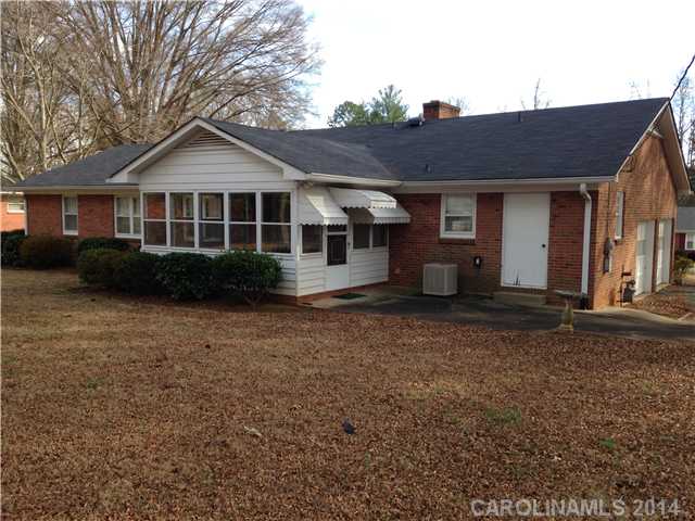 133 Vernon Dr, Davidson, NC 28036 photo 3