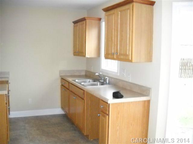 329 Dexter Pl, Monroe, NC 28110 photo 2