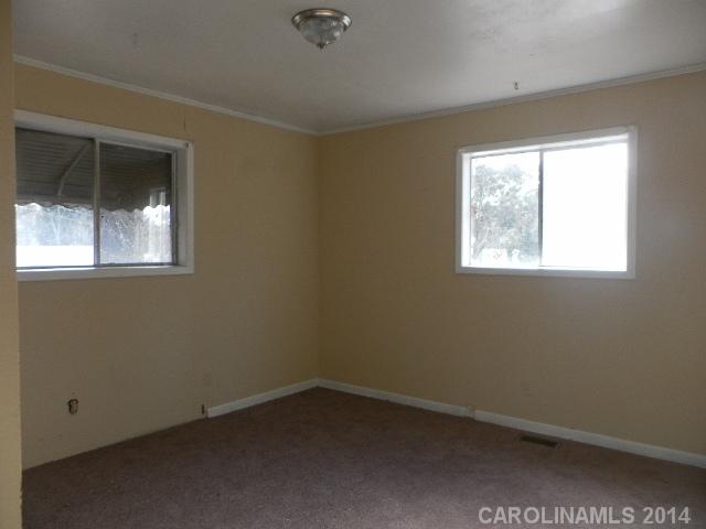 1124 White Oak Ln, Van Wyck, SC 29744 photo 5