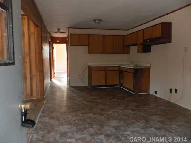 1124 White Oak Ln, Van Wyck, SC 29744 photo 3