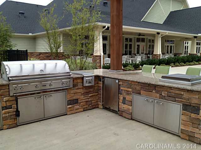 18323 Glenealy Dr, Cornelius, NC 28031 photo 12