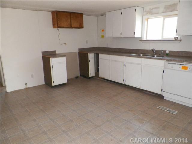 107 Oliver Ln, Ruby, SC 29741 photo 5