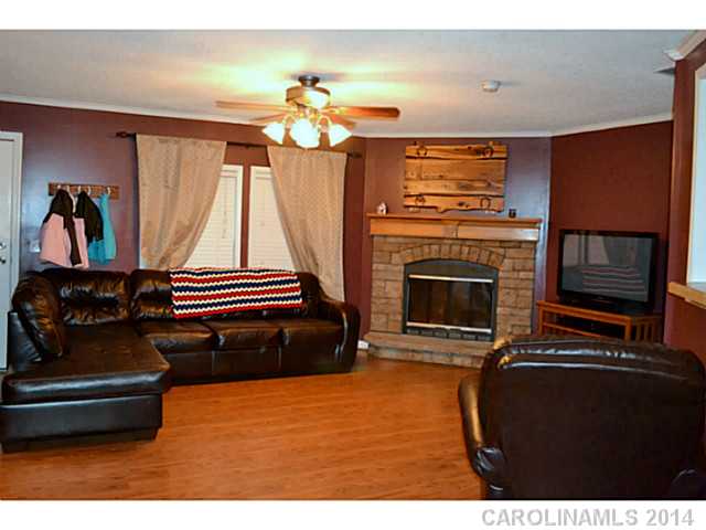 3916 Cansler Rd, Vale, NC 28168 photo 3