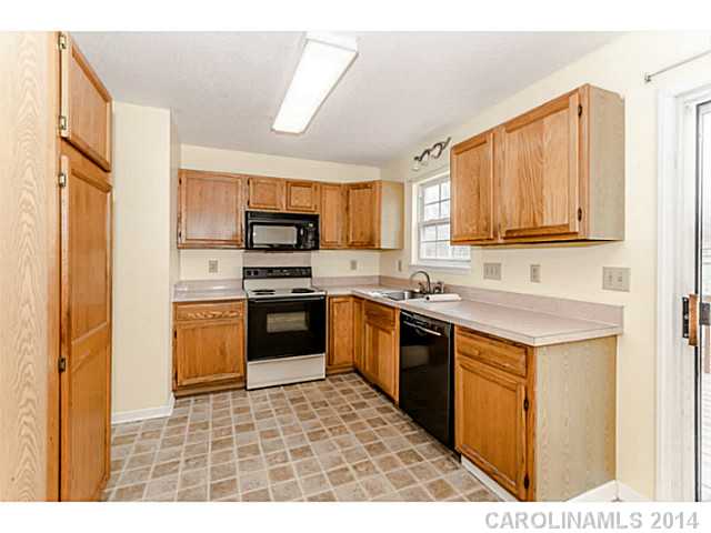 921 Cameron Ct, Monroe, NC 28112 photo 9