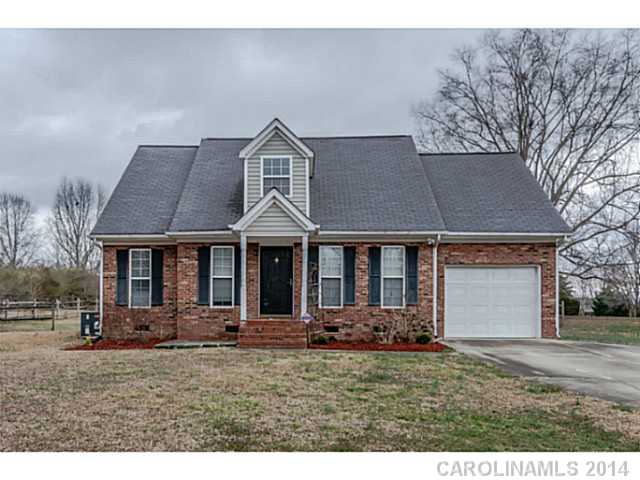 921 Cameron Ct, Monroe, NC 28112 photo 1