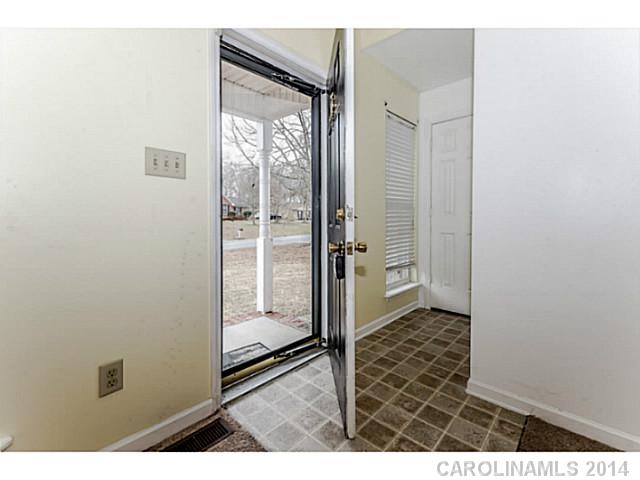 921 Cameron Ct, Monroe, NC 28112 photo 3