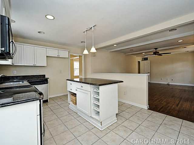 2425 Seth Thomas Rd, Charlotte, NC 28210 photo 8