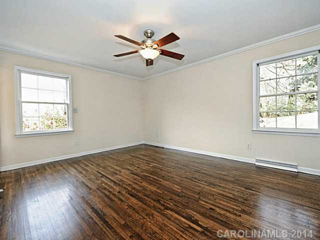 2425 Seth Thomas Rd, Charlotte, NC 28210 photo 9