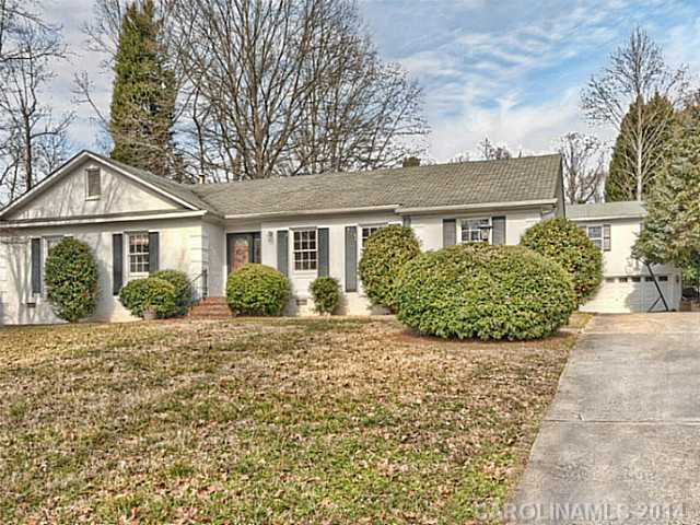 2425 Seth Thomas Rd, Charlotte, NC 28210 photo 1