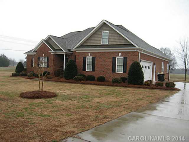 4711 Rollins Pointe Dr, Monroe, NC 28110 photo 1