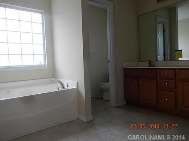 2921 Blueberry Dr, Monroe, NC 28110 photo 7
