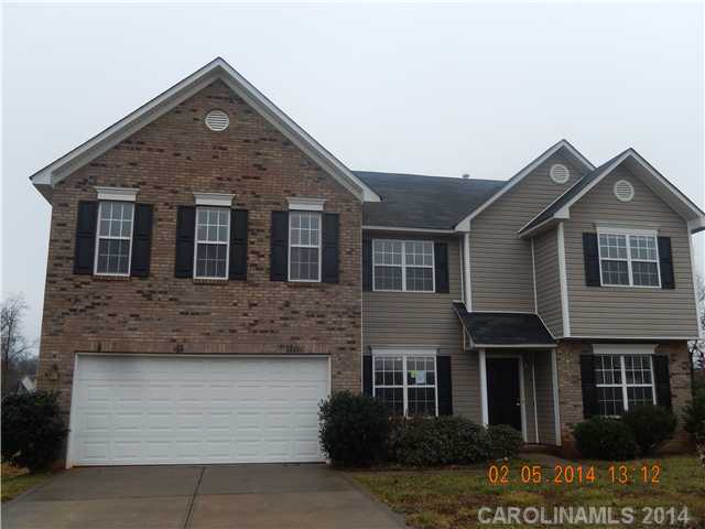 2921 Blueberry Dr, Monroe, NC 28110 photo 1