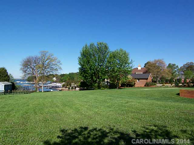 22511 Torrence Chapel Rd, Cornelius, NC 28031 photo 5