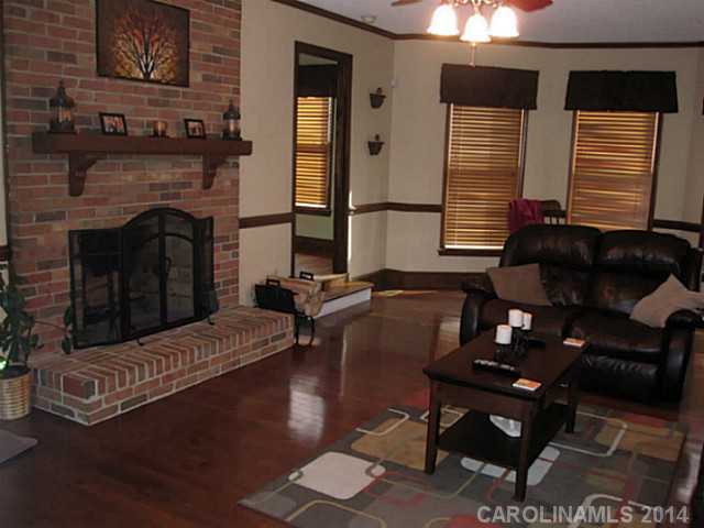 913 Lanier Ln, Monroe, NC 28110 photo 3