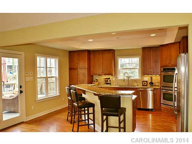 19024 Mountainview Dr, Cornelius, NC 28031 photo 5