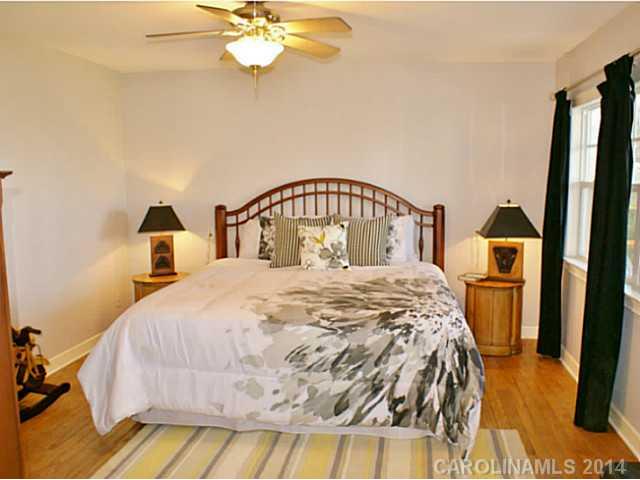 19024 Mountainview Dr, Cornelius, NC 28031 photo 10