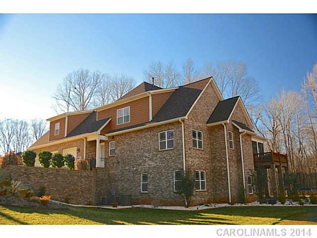 890 Arrow Point Ln, Davidson, NC 28036 photo 1