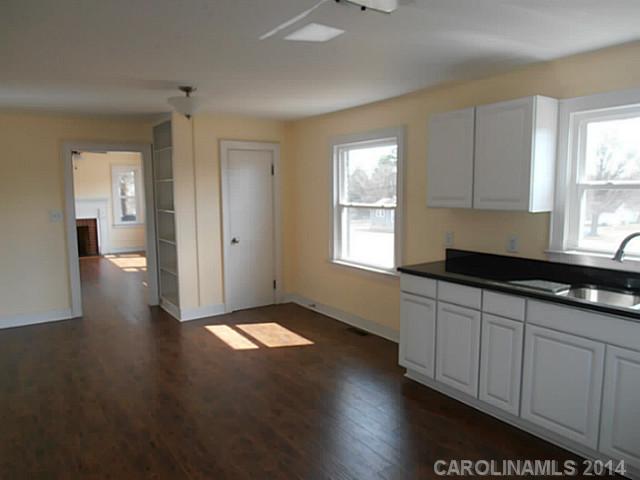 2207 Centergrove Rd, Kannapolis, NC 28083 photo 5
