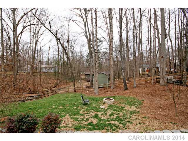8405 Bampton Dr, Concord, NC 28027 photo 2