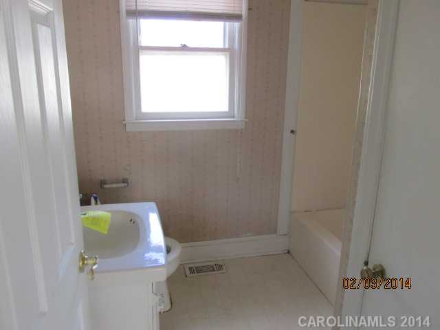 404 Maple St, Locust, NC 28097 photo 6