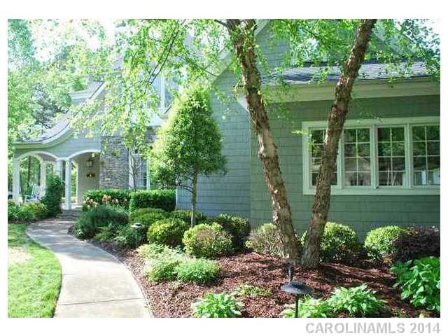 17908 River Ford Dr, Davidson, NC 28036 photo 1