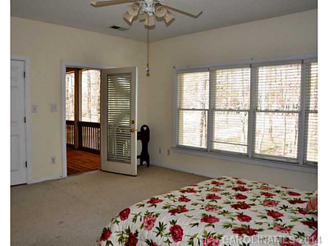 18640 Greyton Ln, Davidson, NC 28036 photo 12