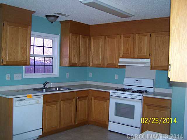 2015 Walkup Ave, Monroe, NC 28110 photo 4