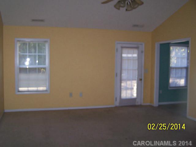 2015 Walkup Ave, Monroe, NC 28110 photo 2