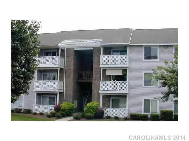 9509 University Terrace Dr #d, Charlotte, NC 28262