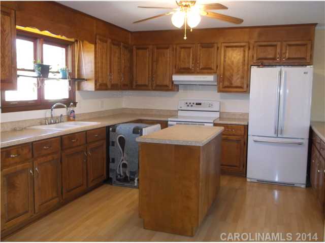 2507 Arnold Dr, Monroe, NC 28110 photo 2
