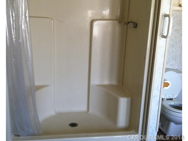 691 Jericho Rd, Harmony, NC 28634 photo 5