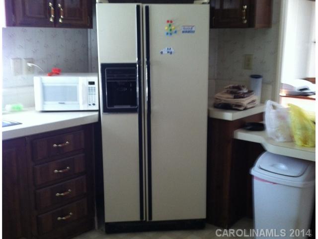 691 Jericho Rd, Harmony, NC 28634 photo 6