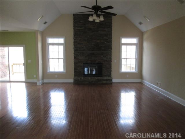 278 Arrow Point Ln, Davidson, NC 28036 photo 4