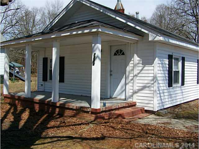1506 Spring St, Monroe, NC 28110 photo 1
