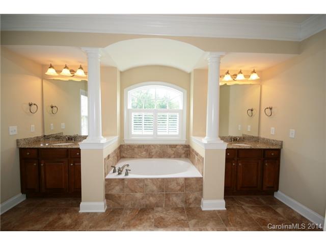 125 Hanover Ln, Davidson, NC 28036 photo 18