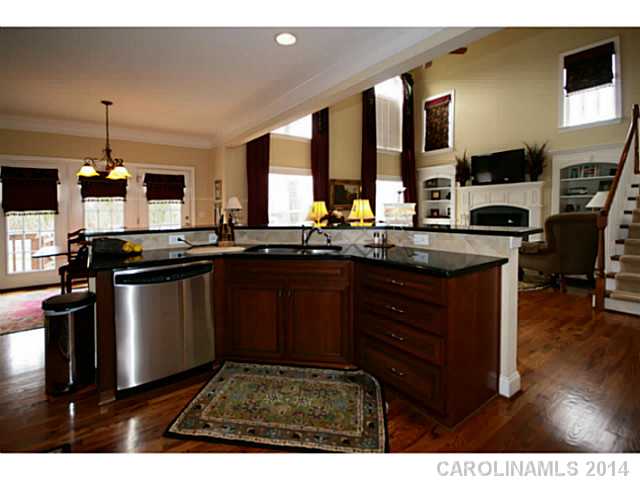 125 Hanover Ln, Davidson, NC 28036 photo 6