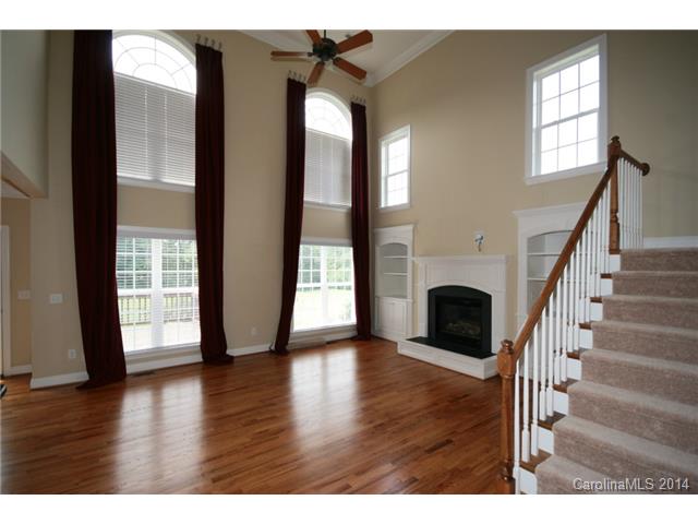 125 Hanover Ln, Davidson, NC 28036 photo 2
