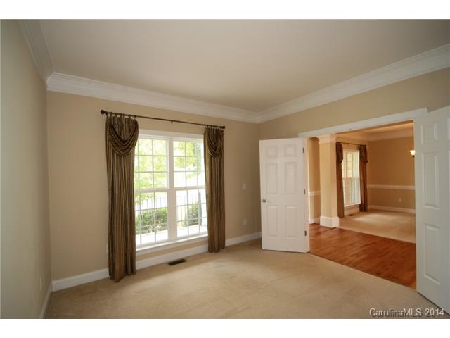 125 Hanover Ln, Davidson, NC 28036 photo 10
