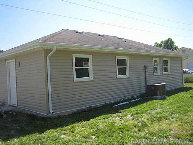 1806 Confederate St, Monroe, NC 28110 photo 2