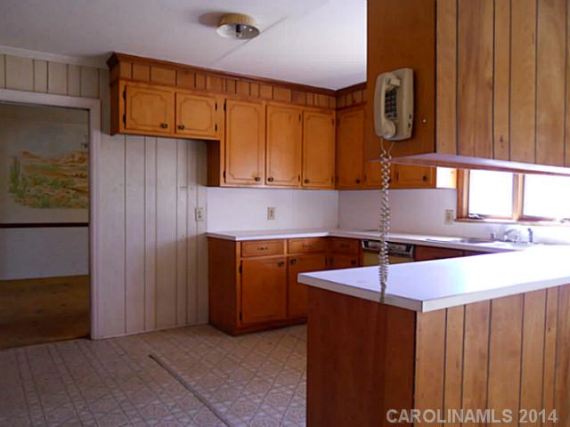 2214 Medlin Rd, Monroe, NC 28112 photo 5